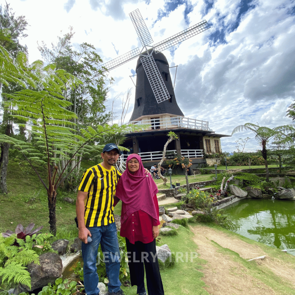 WISATA MENARIK MEDAN DANAU TOBA WISATA MENARIK MEDAN DANAU TOBA